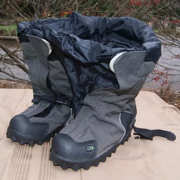 Navigator 5™ Insulated Overshoe